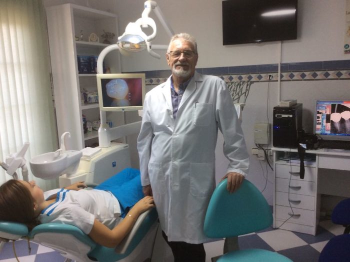 El valor humano de la Clínica Dental José Pareja, tu dentista en Peligros
