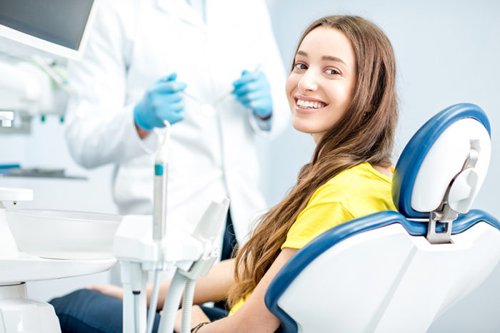 Cinco mitos y bulos sobre el dentista y la salud bucodental