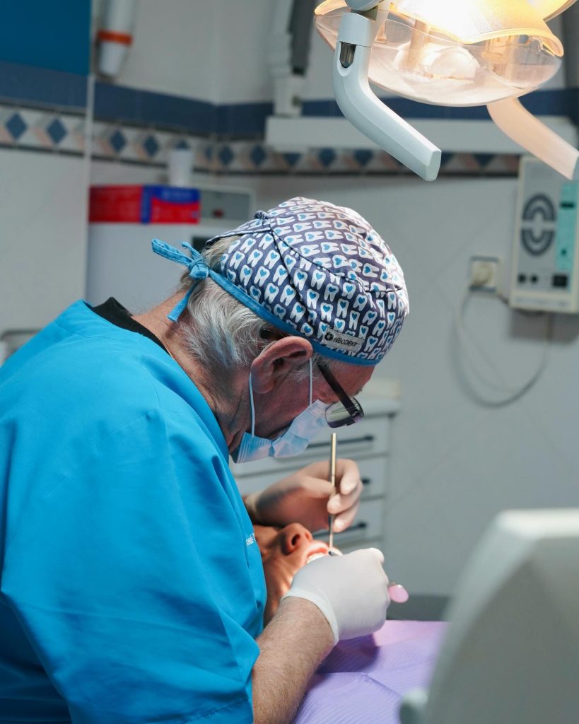 clinica-pareja-dental-granada (2)